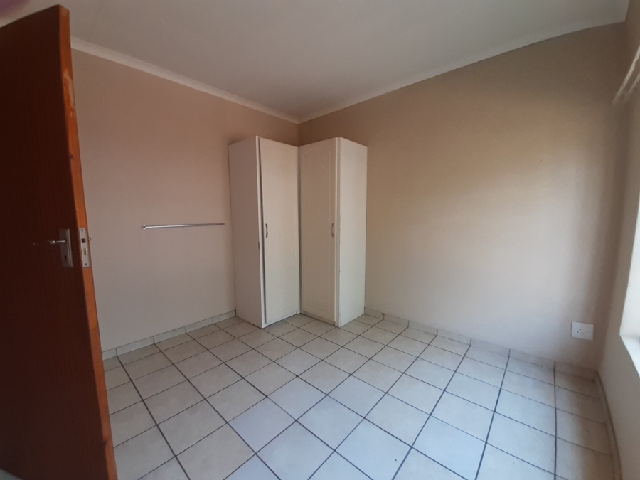 2 Bedroom Property for Sale in Bult South North West